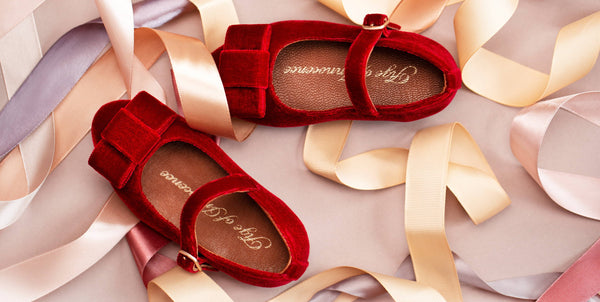 3 изумительных образа с красными туфельками Ellen