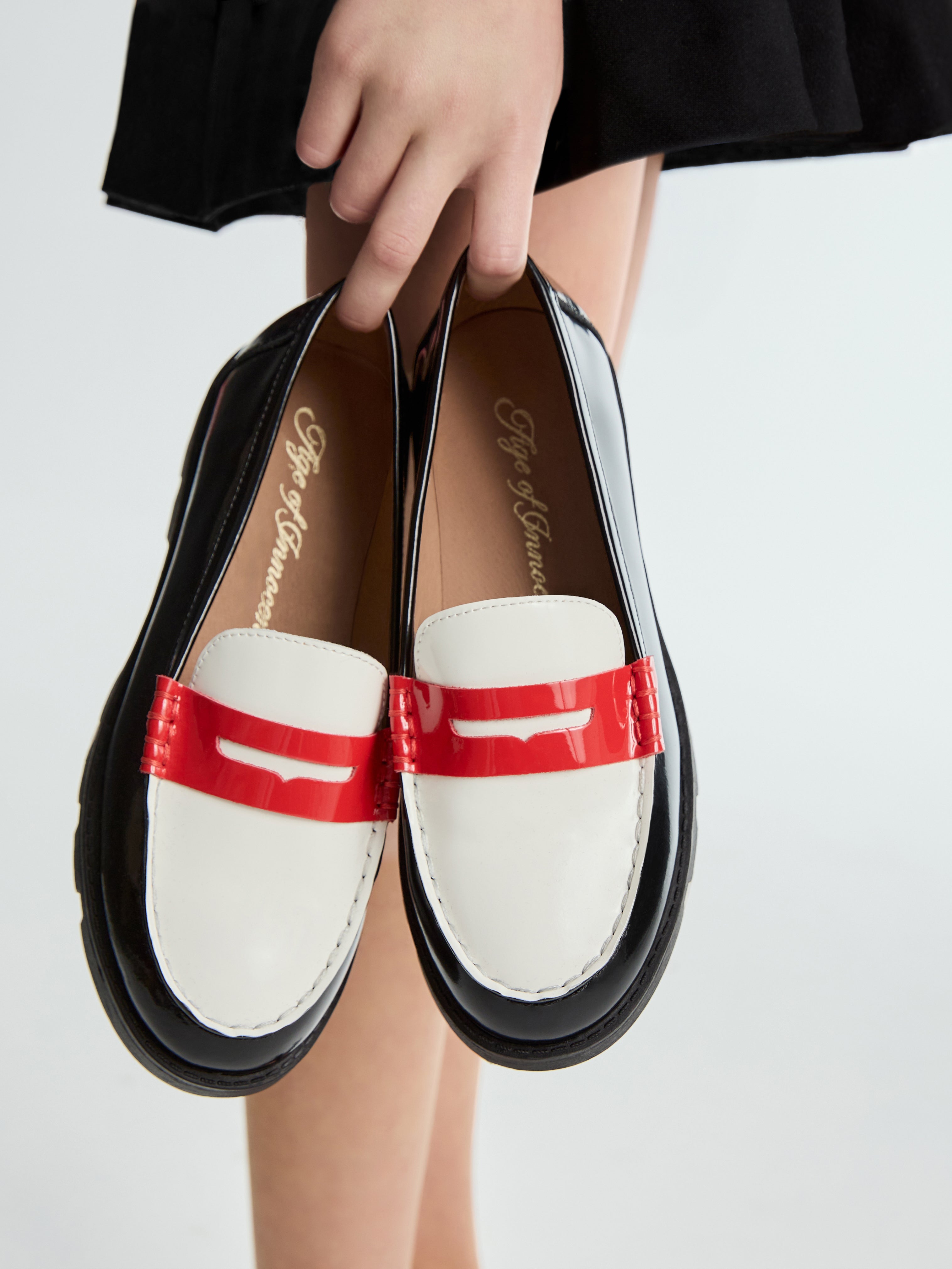 Лоферы Paula Black/White/Red