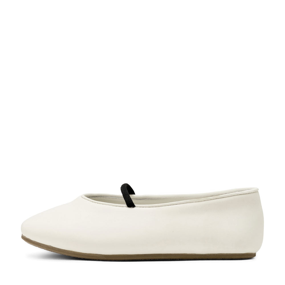 Туфли Daphne White