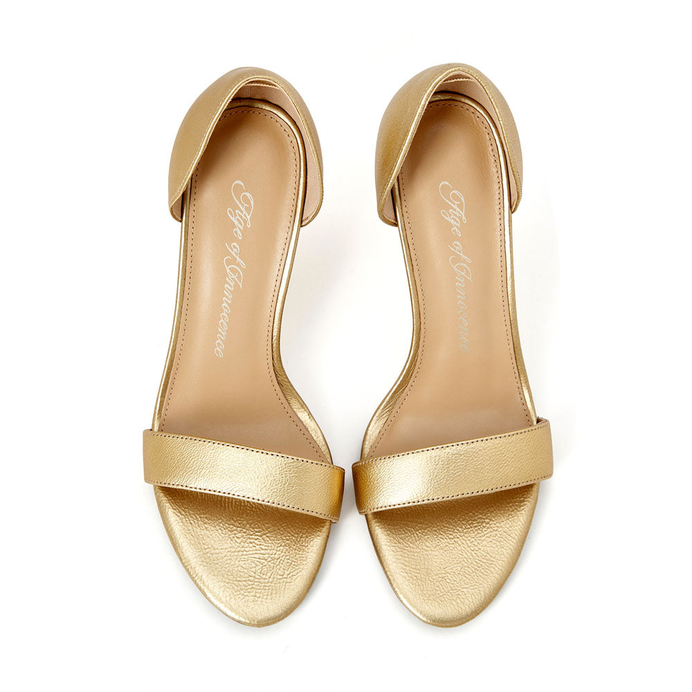 Золотые босоножки на каблуке Mimi Gold от Age of Innocence.